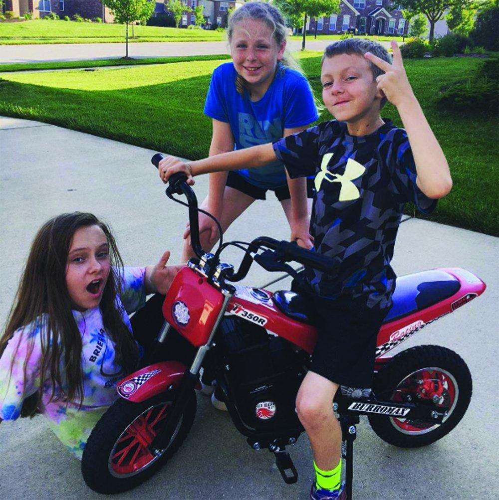 Burromax, Burromax TT250 24V 250W Kids Off Road Electric Ride On Mini Pocket Dirt Bike Blue New